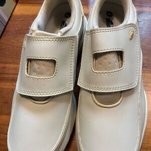 Etonic Lites 100 golf shoes